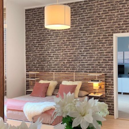 Camozzi Central Apartment Bergamo Ngoại thất bức ảnh
