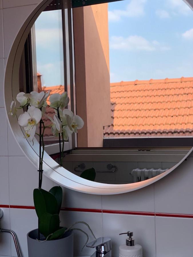 Camozzi Central Apartment Bergamo Ngoại thất bức ảnh