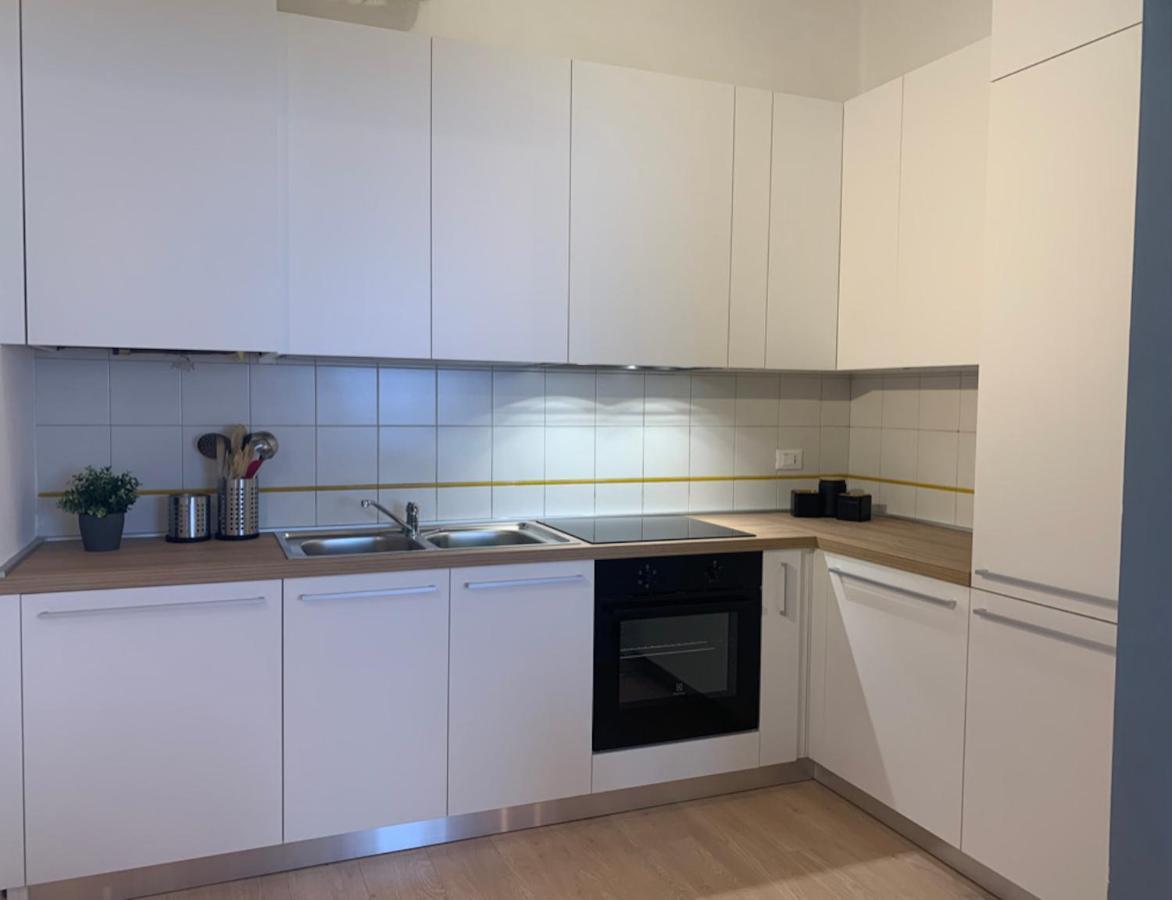 Camozzi Central Apartment Bergamo Ngoại thất bức ảnh