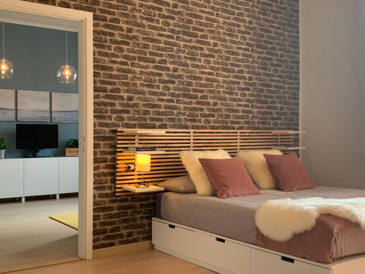 Camozzi Central Apartment Bergamo Ngoại thất bức ảnh
