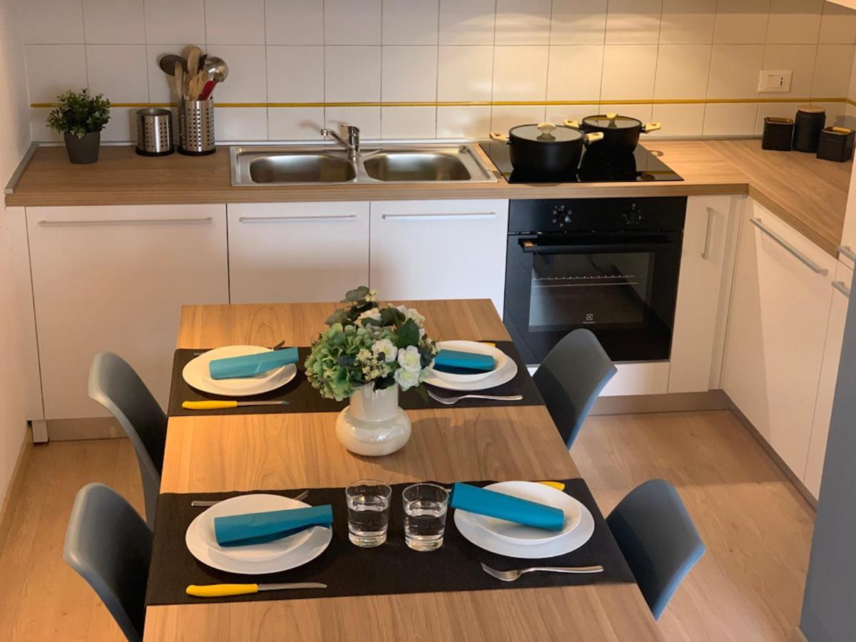 Camozzi Central Apartment Bergamo Ngoại thất bức ảnh