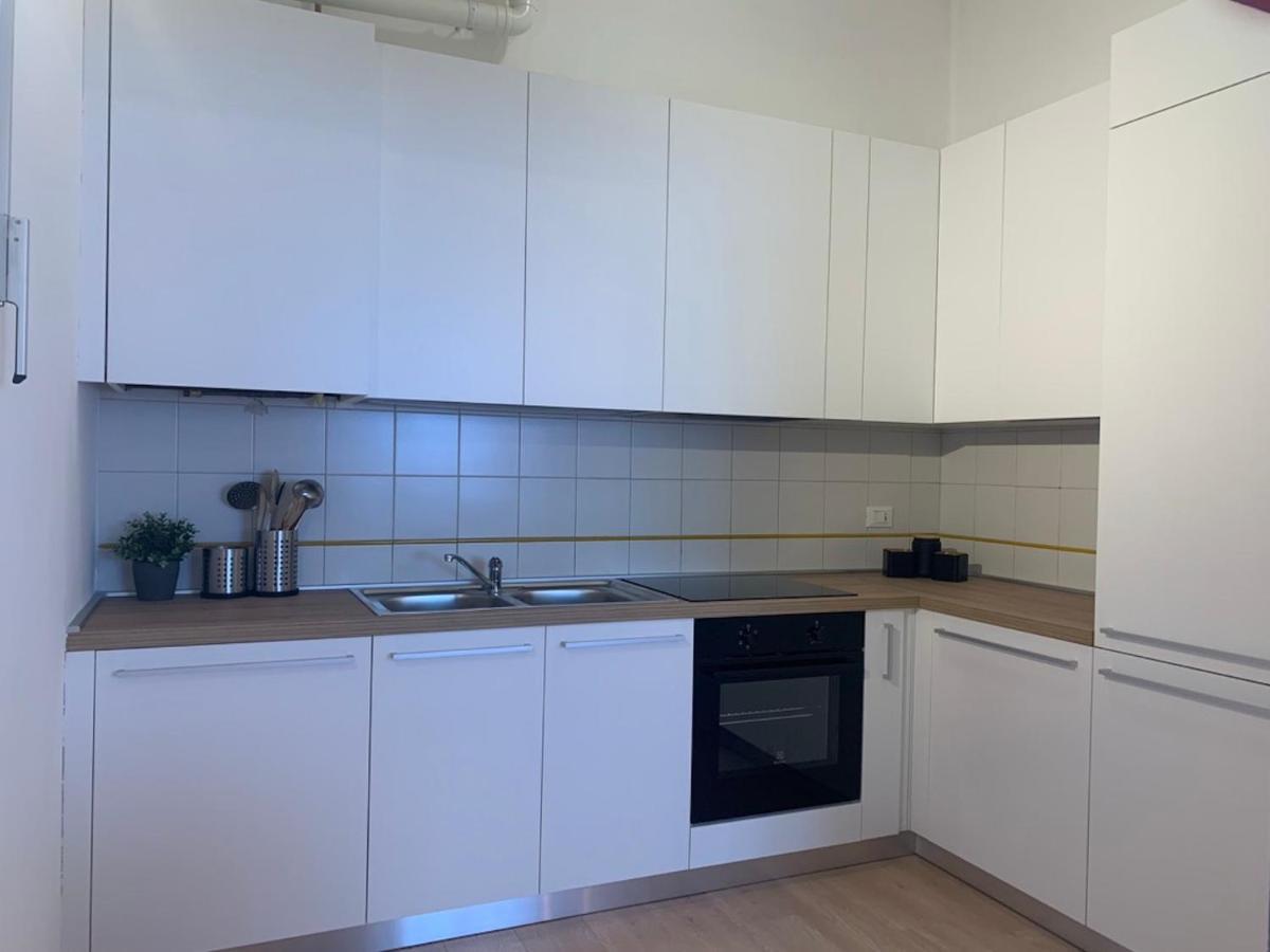 Camozzi Central Apartment Bergamo Ngoại thất bức ảnh