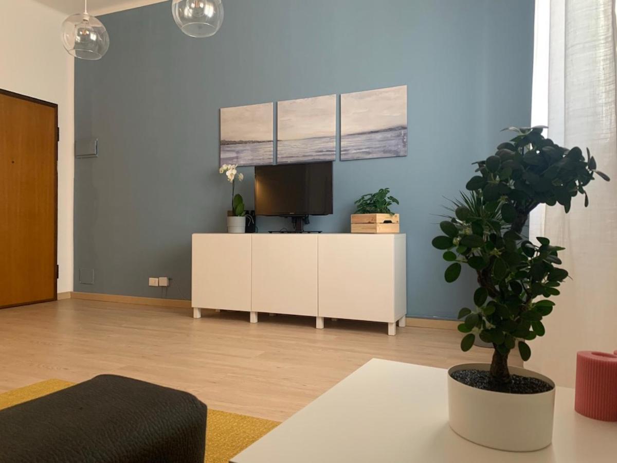 Camozzi Central Apartment Bergamo Ngoại thất bức ảnh