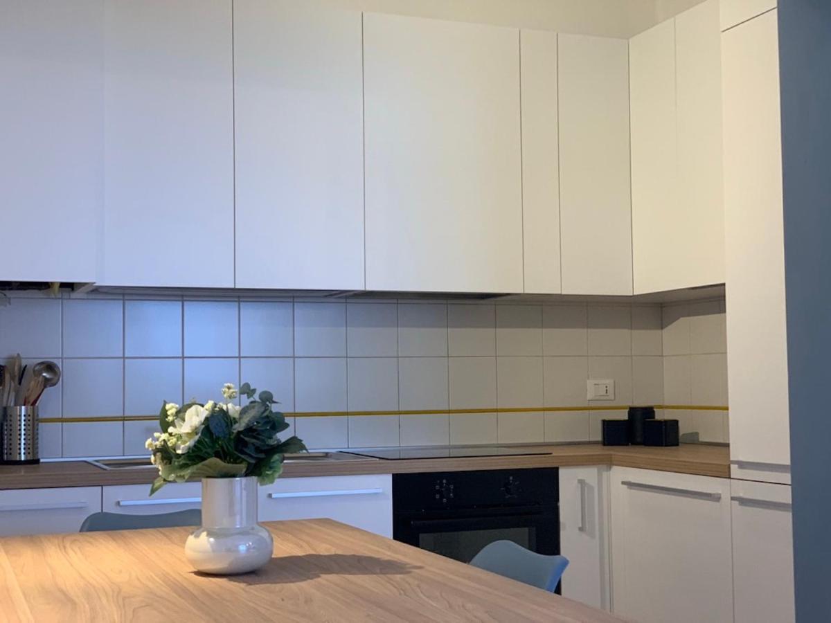 Camozzi Central Apartment Bergamo Ngoại thất bức ảnh